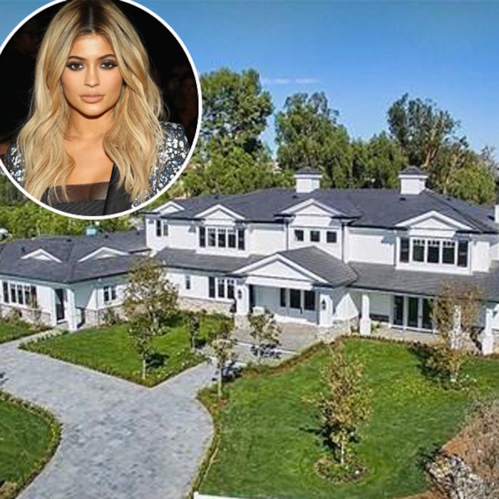 Kylie Jenner Just Bought Another Mansion In Los Angeles E News